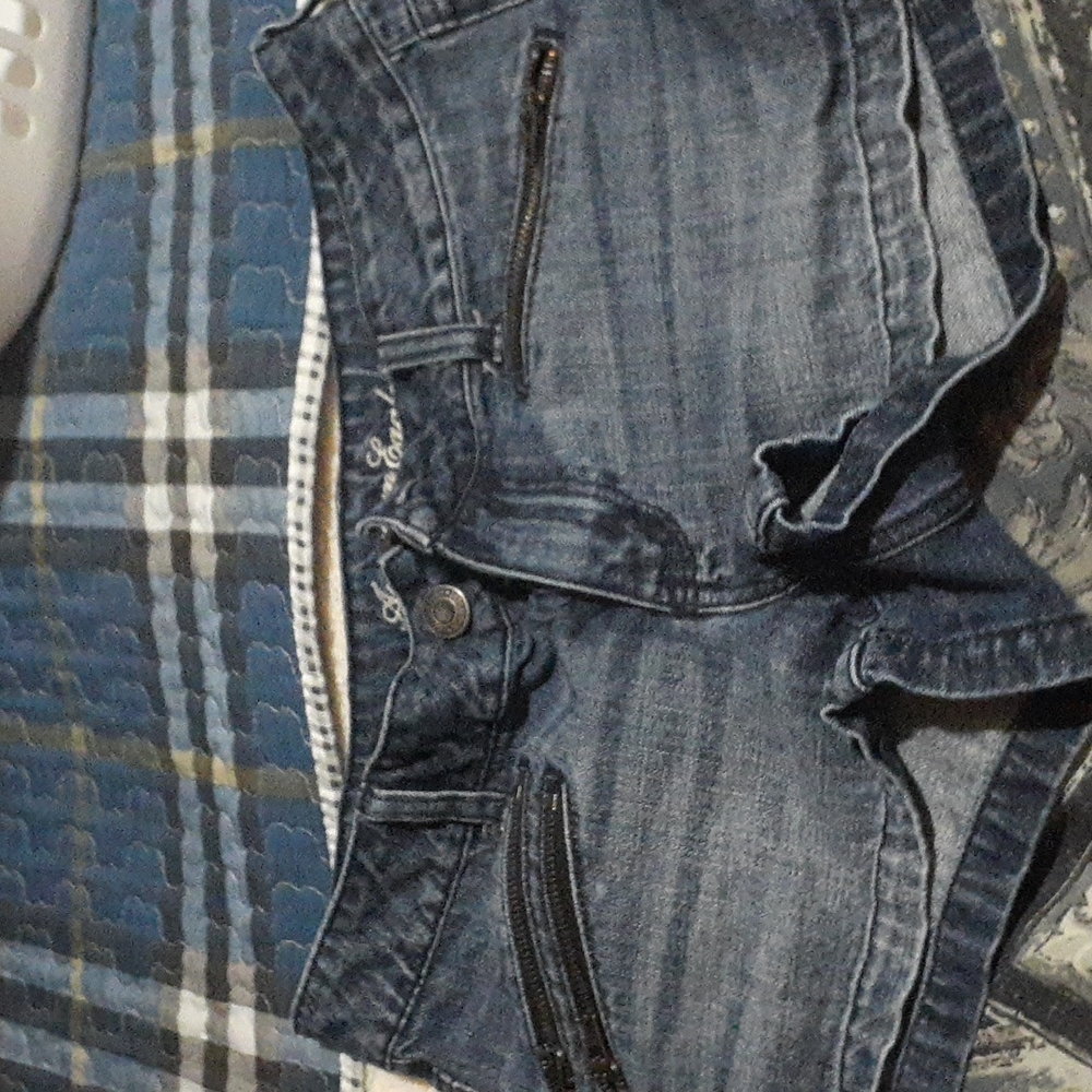 American Eagle short shorts